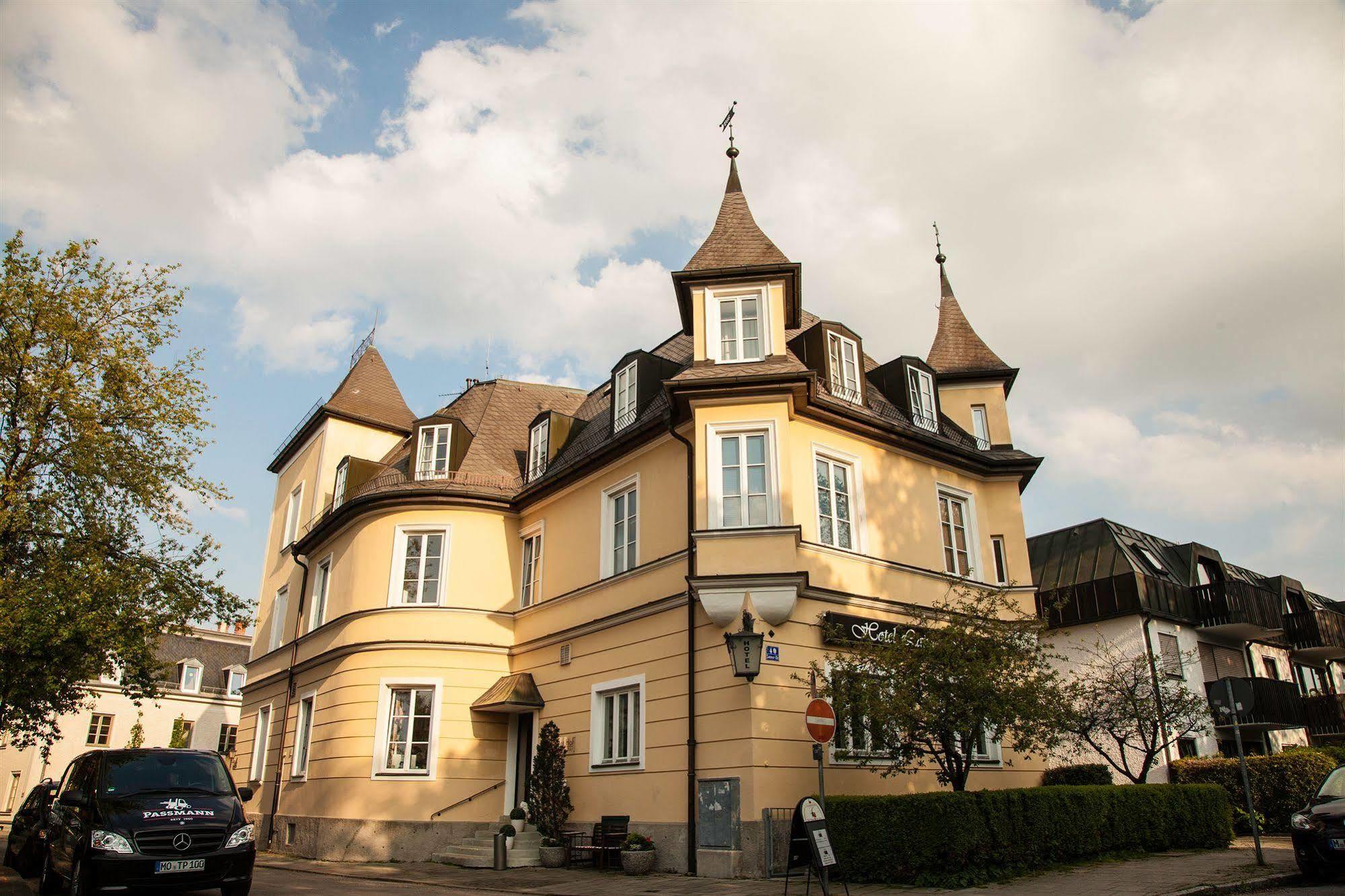 Laimer Hof Am Schloss Nymphenburg Мюнхен Екстер'єр фото